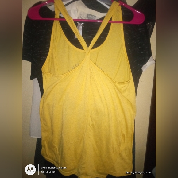 Gold "Buffalo Bill's Lotion" Twisted Racerback Tank Large - Picture 3 of 4